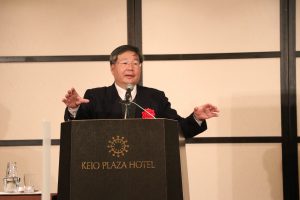 成功大學法律系教授許忠信以「川普新政權對台灣政治、經濟的影響」為題在日發表演講