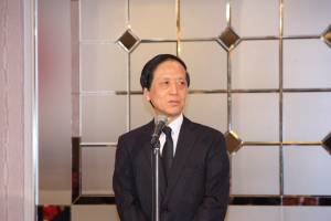 井上孝代表理事