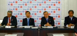 左から長谷川和芳氏、中村達朗氏、古木康太郎氏、榊原史博史氏