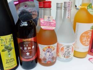 台湾で製造された泡盛と梅酒