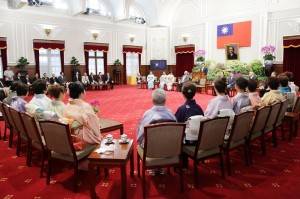 總統馬英九接見日本媽祖會返國參訪團，並表示歡迎之意（照片提供：總統府）
