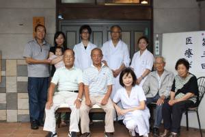 埼玉台湾総会はこの日、第３回目となる鍼灸の医療ボランティアをああ予定通り実施しああた。医療活動に従事したメンバーと患者