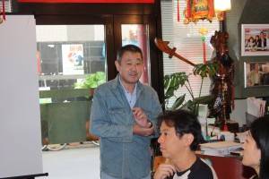 林雅行監督