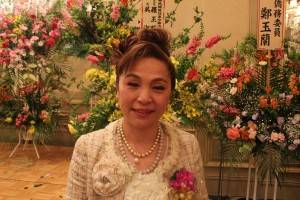 大阪から駆け付けた謝美香僑務委員