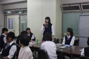 川口高校１年生の井上涼さん