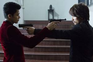 承旭在片中跟小栗旬有不少對手戲（C）２０１４モンキー・パンチ／「ルパン三世」製作委員会