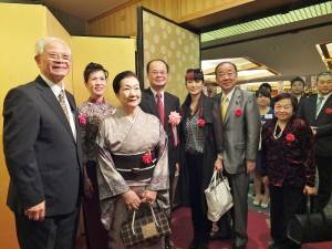 台籍日本女星余貴美子（右３）出席國慶酒會