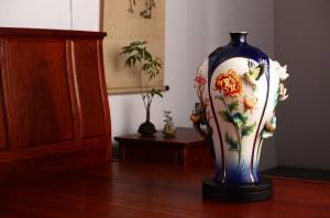 陶磁器ブランド「フランツ（FRANZ）」の作品（資料提供：FRANZ Collection）