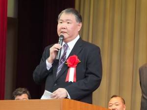 也是僑校校友之一的僑務組組長王東生則希望畢業生要對自己有信心