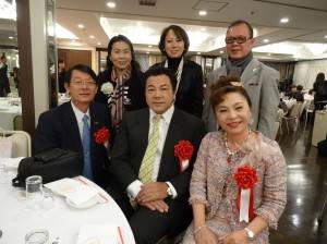 與會來賓與九重親方元橫綱千代富士(前排中)合影