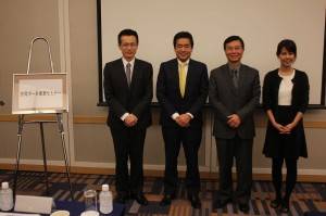 左から台湾貿易センター東京事務所の呉俊澤所長、日本マリン事業協会の藤野一秀事務局長、台湾ボート工業協会の張嘉豪理事長、中華民国対外貿易発展協会(TAITRA)台北本部プロジェクトマネージャーの謝怡君さん
