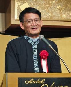 行政院客家委員會主任委員劉慶中再次率團到日參加東京崇正公會的會員大會，表達政府支持客家文化發展的決心