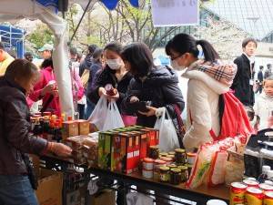 台湾の物産販売も大盛況