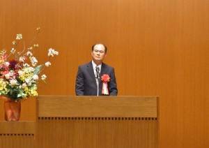 駐橫濱辦事處處長粘信士鼓勵新生踏入新環境，多結識新朋友