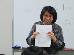 台湾語を教えている、よみうりカルチャー講師の陳麗惠先生