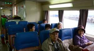 旅を満喫する参加者 