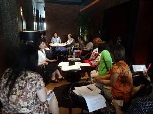 理監事會議、 名譽總會長施郭鳳珠列席指導。