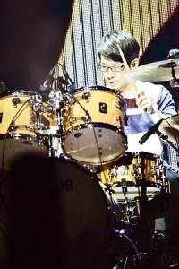冠佑在演唱會上講笑話,考驗同步翻譯的工作人員(©橋本塁(SOUND SHOOTER))