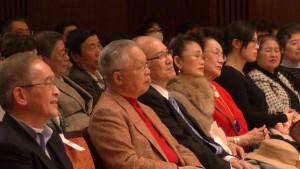文化中心主任朱文清聆聽演唱會