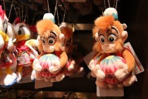 因應猴年，迪士尼推出動畫《阿拉丁》中的阿布猴相關商品