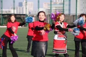 國際佛光會東京協會會長邱美艷(圖中)致力協助舉辦巴西如來之子訪日交流賽