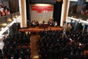 橫濱中華學院於橫濱開港紀念館舉辦畢業典禮