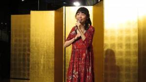 歌手演唱