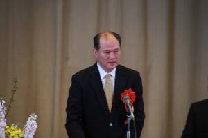 駐橫濱辦事處處長粘信士勉勵學子勇於挑戰全球化的浪潮