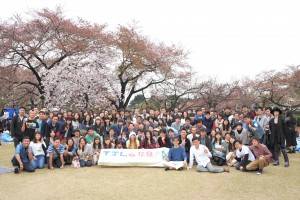 「台日花見大会」に２５０人参加