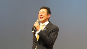 眾議員黃川田仁志獻唱