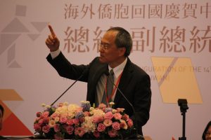 僑務委員会の吳新興委員長