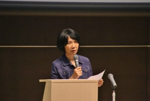 台灣作家陳柔縉在會中介紹日治時代日本商人引進台灣的行銷手法