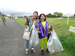 撿獲大型廢棄物、十分有成就感