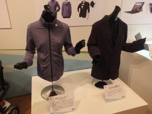 SINGTEX の究極なエコ技術コーヒー豆の粉でつくったスーツ&Tシャツ「S.Café」