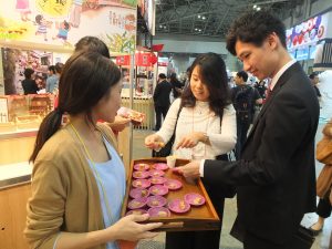 １日２回行われた試食も大人気