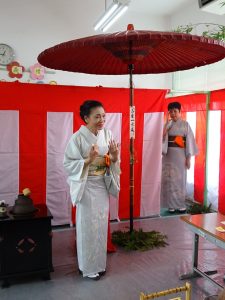 裏千家茶道老師浜田宗富