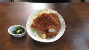 駒根市美食 豬排飯