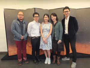 作品を展示した台湾アーティストら