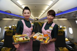 機内食もぐでたま（提供：エバー航空）