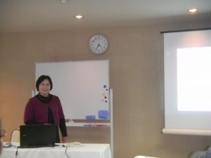 新潟產業大學教授詹秀娟教授進行演講