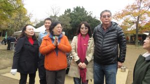 左二起 李其德 宋惠芸 李維祥 感謝大家捧場 參加戶外烤肉