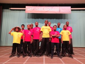 アフリカ・レソト王国の孤児11人による日本感謝の公演
