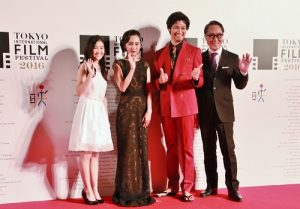 由青木崇高（右２）主演的日片《雪女》入圍此屆影展競賽片
