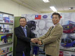 ③P1010384