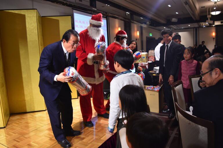 駐日代表處忘年會　謝長廷欣慰今年成果豐碩