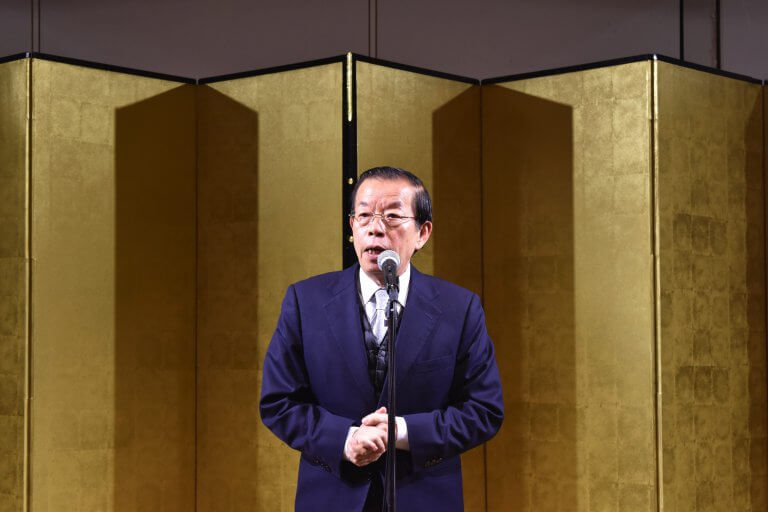 代表処が忘年会開催！「信頼だけは忘れてはいけない」
