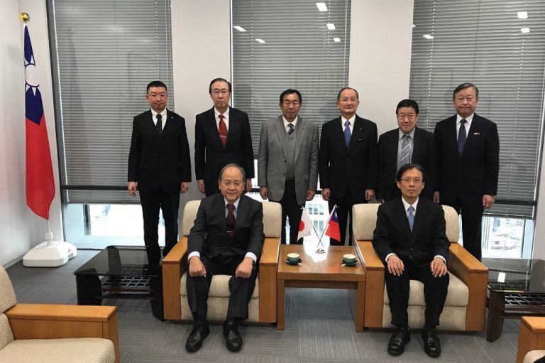 關西僑會新年拜會駐大阪辦事處長陳訓養
