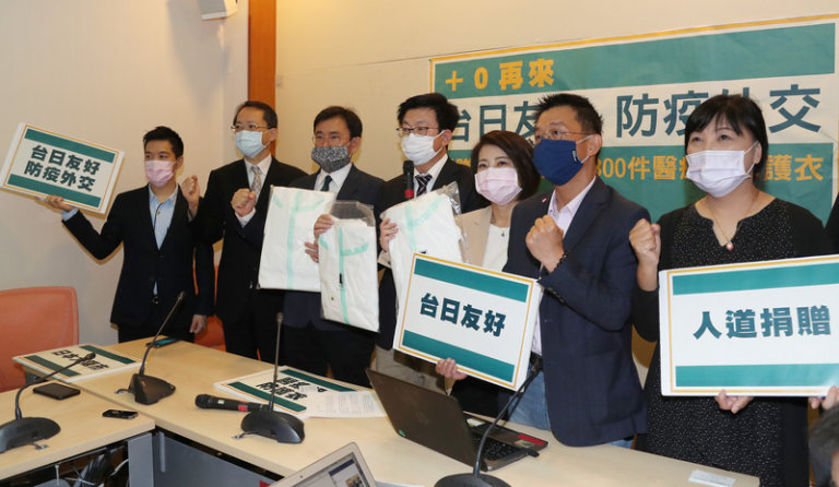 台再捐2300件醫療級防護衣　助大阪市抗疫