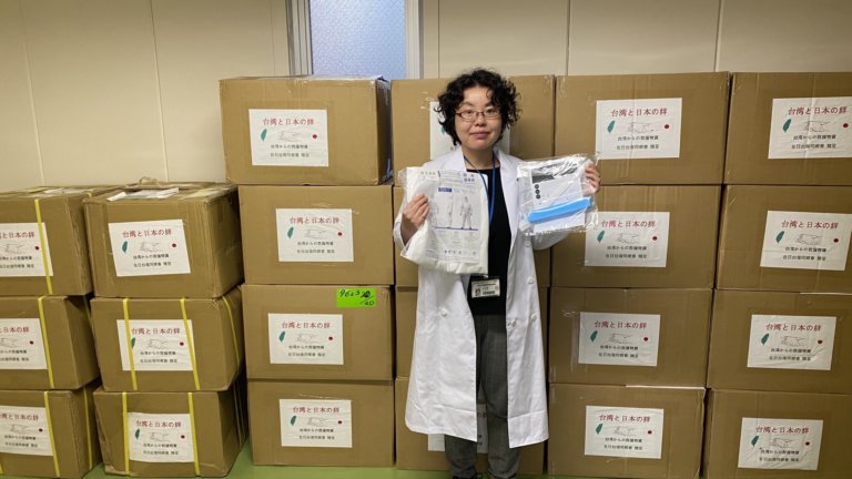 在日台灣同鄉會捐物資　助日醫療機構抗疫