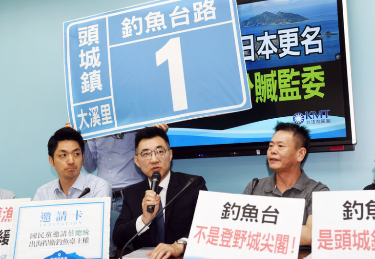 藍營要求謝長廷回國說明釣魚台案 外交部：民主機制處理